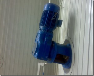 安裝攪拌機操作規(guī)范